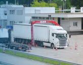 Linearbeschleuniger LINAC im Einsatz bei Grenzkontrollen / Containerkontrolle